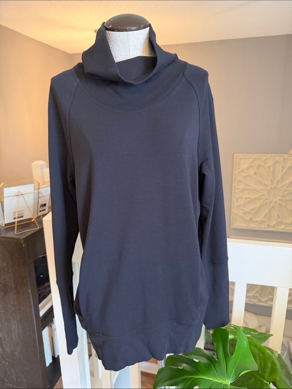 Lululemon Black Funnel Neck pocketed Tunic  Sweatshirt